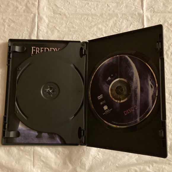 Freddy vs. Jason 2 Disc DVD Set - Picture 3 of 4